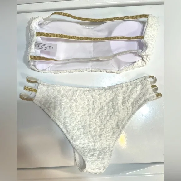 White & Gold Bikini - Picture 2 of 2